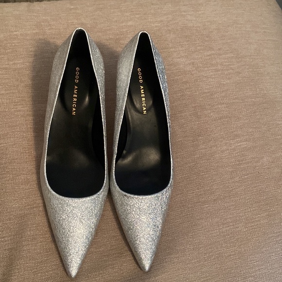 Textured Metallic Heels (Good American) - Picture 2 of 8